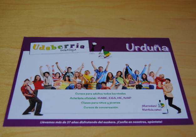 Cuartilla promocional