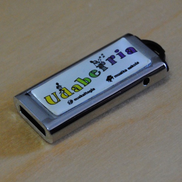 USB personalizado con logo