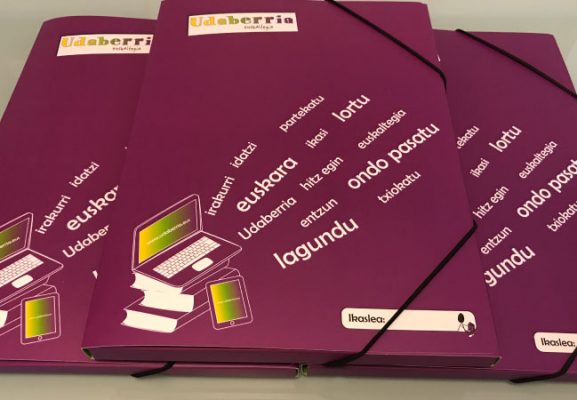 Diseño de carpetas Udaberria