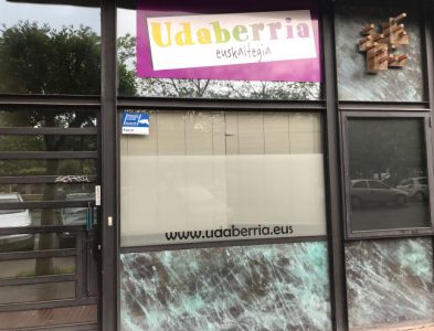 Diseño vinilo exterior Udaberria Euskaltegia
