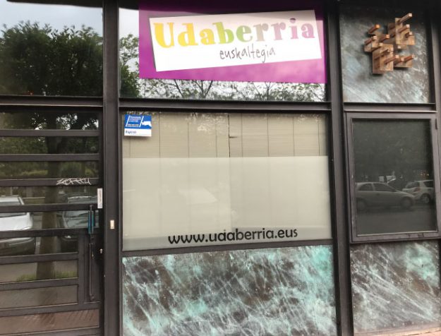 Diseño vinilo exterior Udaberria Euskaltegia