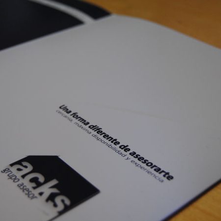 Diseño de carpeta corporativa para ACKS | Carpeta externa