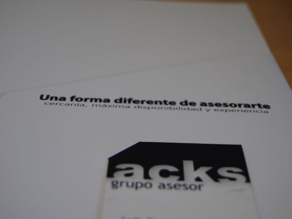 Diseño de carpeta corporativa para ACKS | Carpeta externa