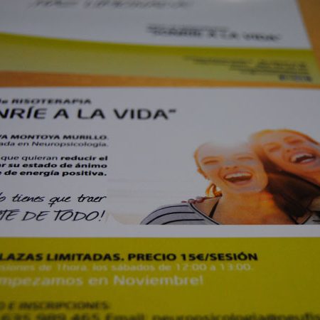Flyer para taller de risoterapia