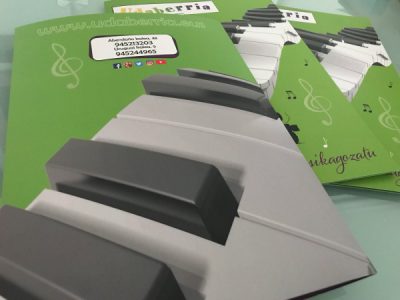 Diseño carpeta para los alumnos de Udaberria Musika