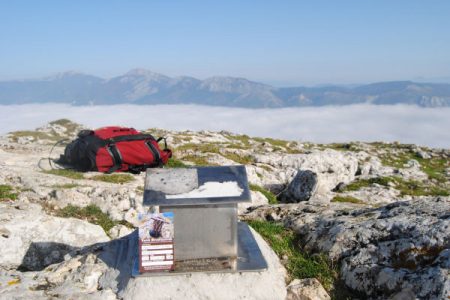 tarjetas-para-montaneros-material-grafico-alunarte-diseno-grafico-vitoria-gasteiz