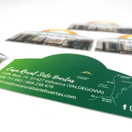 Tarjetas de visita troqueladas | ALUNARTE diseño y comunicación