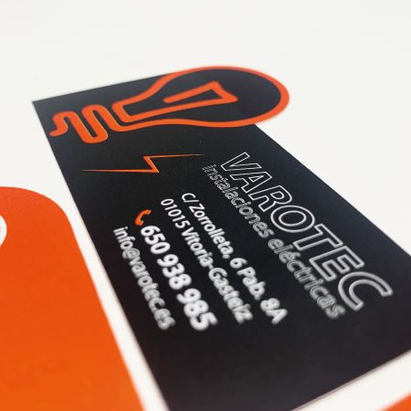 Tarjetas de visita con forma | Alunarte diseño y comunicación