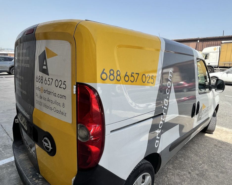 rotulación de furgonetas en Vitoria-Gasteiz